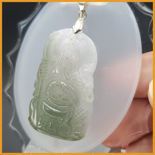 Yingmart Guan-Gong White Green  Burmese Myanmar Genuine Jadeite Jade Grade A Hand Craving Pedant with Hook setting