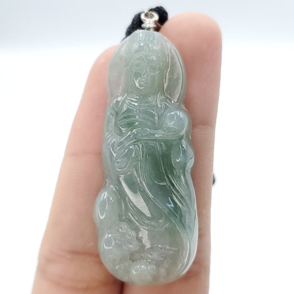 Yingmart  Light Green Guan-yin Buddha Burmese Myanmar Genuine Jadeite Jade Grade A Hand Craving Semi-Translucent Pedant with S925 Hook