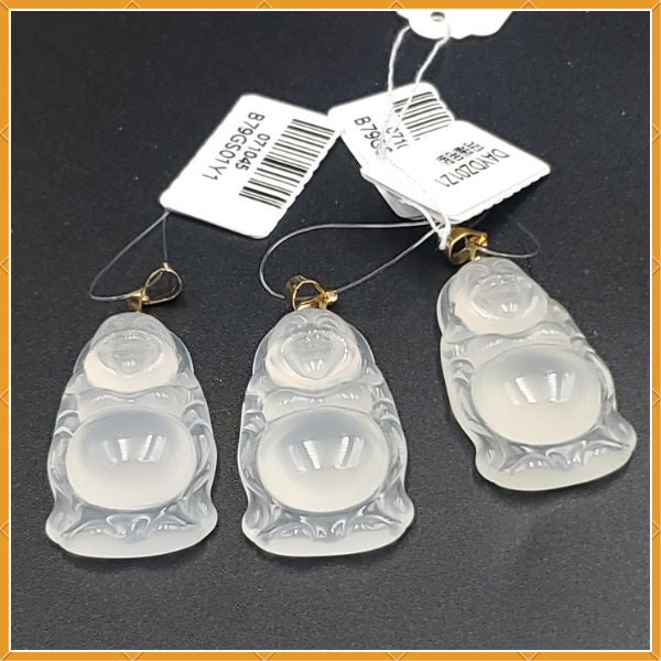 Yingmart High-Quality Icy White Agate Laughing Buhdda Burmese Myanmar Genuine Grade A Hand Craving Pedant with 925S Hook Settings