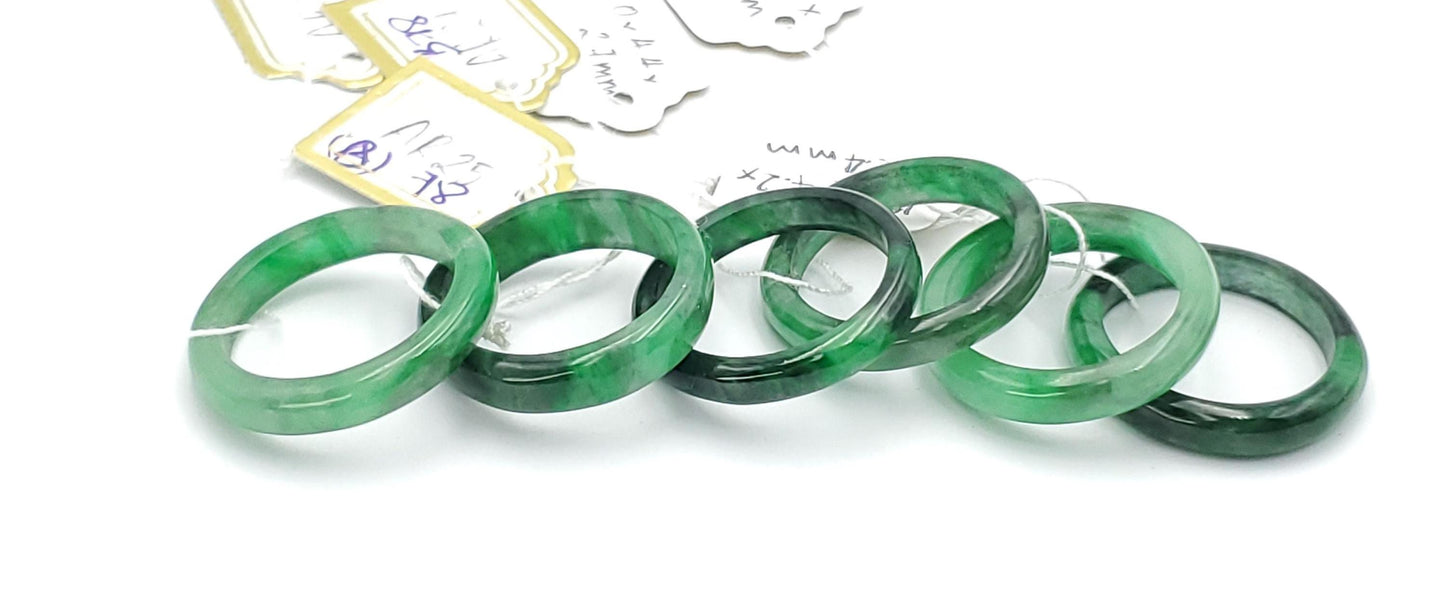 Yingmart Green Jadeite Jade Ring, Burmese Myanmar, Real Gemstone, Vintage Jewelry Gift for Her Mom, Feng Shui Grandma Sister, Mens Women