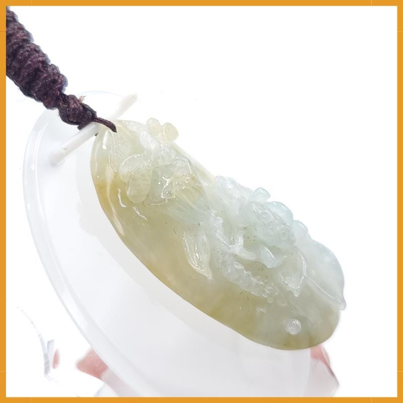 Yingmart  Natural Jade Lotus Flower 100% Genuine Jadeite Real Jade Grade A Type A Hand Craving