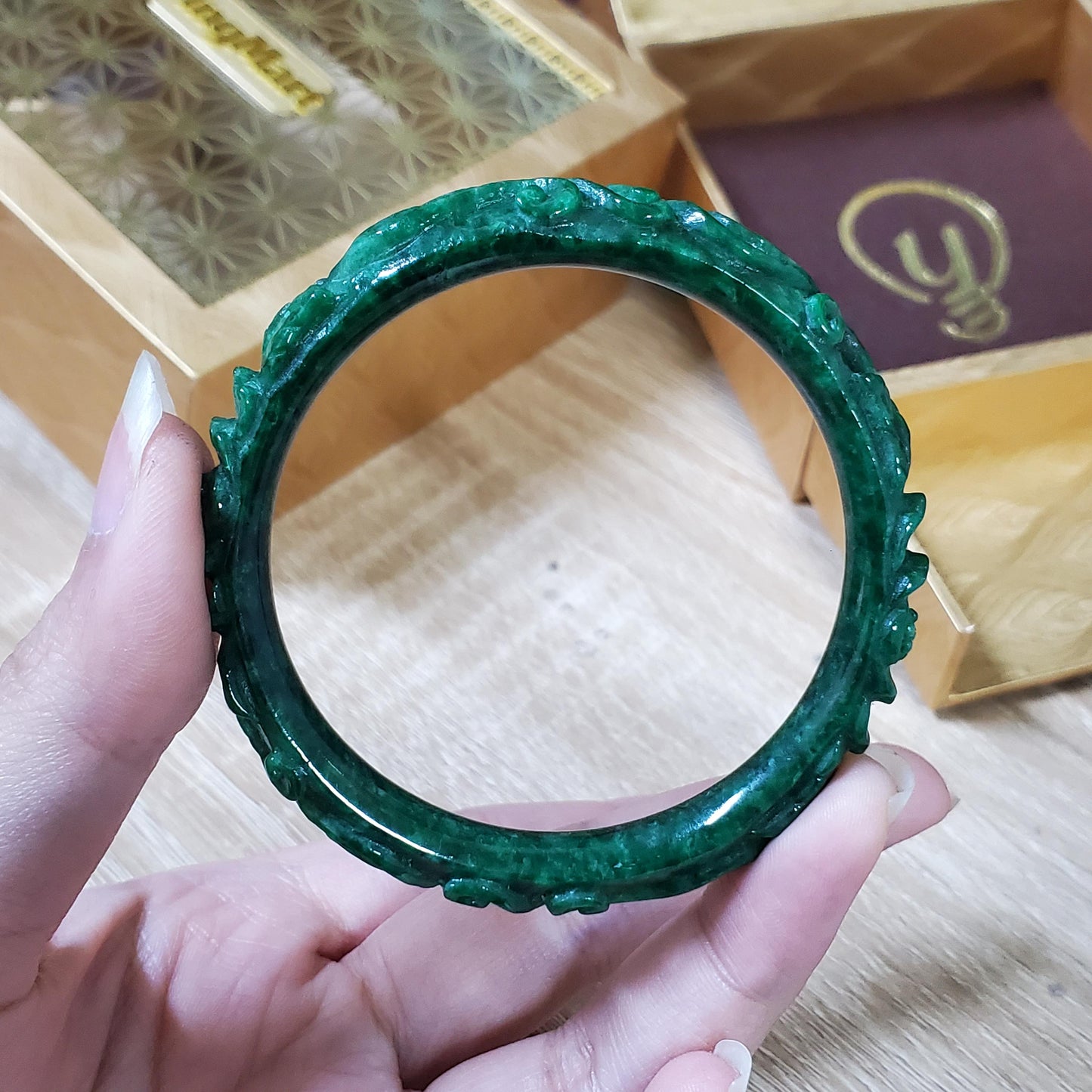 High Quality 52–54mm Jadeite Jade Green Bangle Gift for Her Grandma Mother Sister Mens Feng Shui Personalized