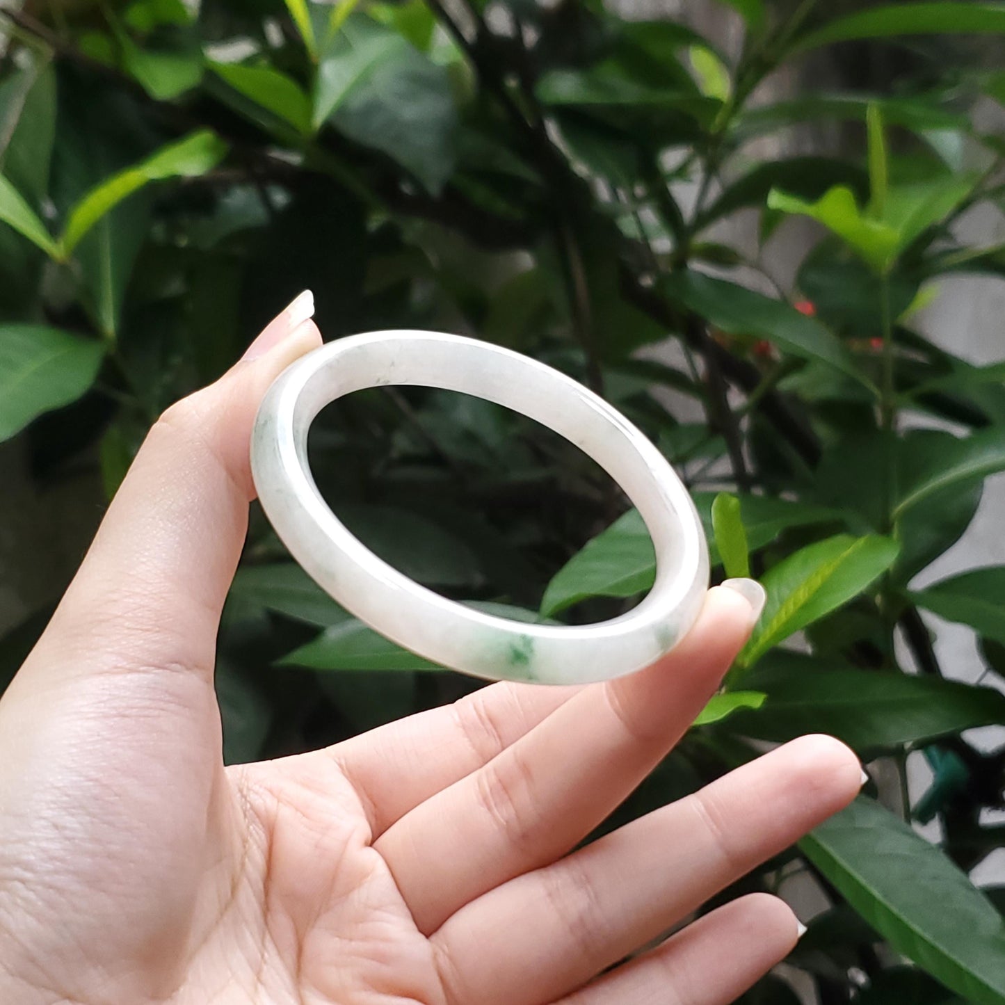 High Quality 48–72mm Jadeite Jade White Light Green YingMart Bangle Gift for Her Mom Sister Mens Grandma Feng Shui Personalized