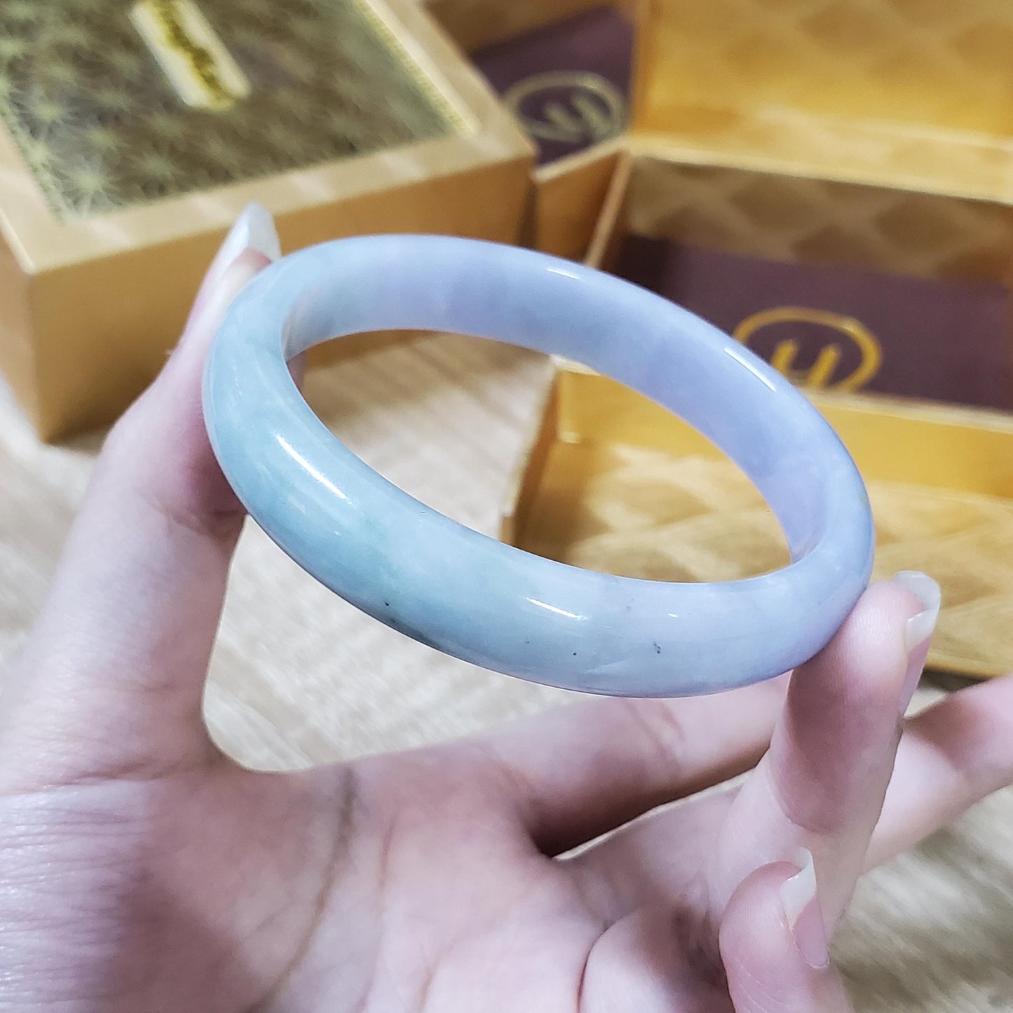 High Quality 48–72mm Natural-Colour Jade Very Light Purple to Light Green Bangle Gift for Her Mom Grandma Feng Shui Personalized