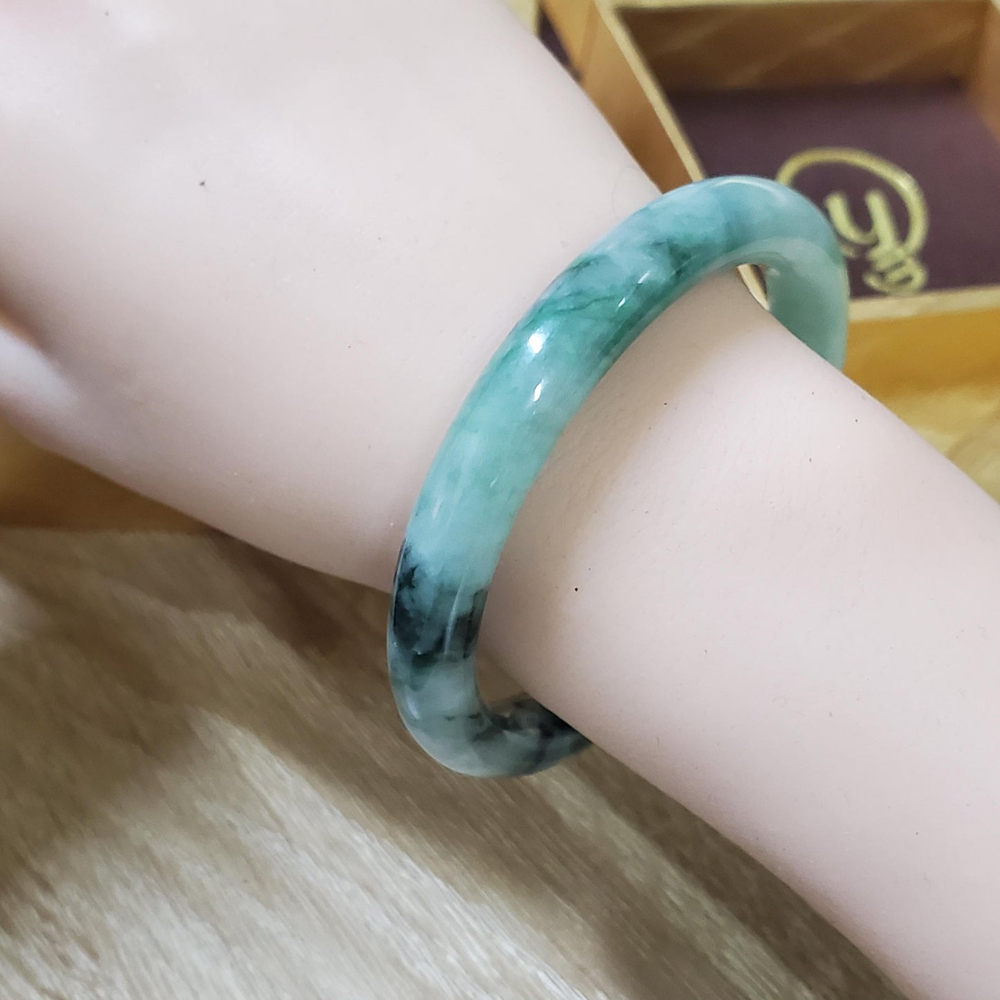 High Quality 48–72mm Jadeite Jade Green White Black YingMart Bangle Gift for Her Mom Sister Mens Grandma Feng Shui Personalized