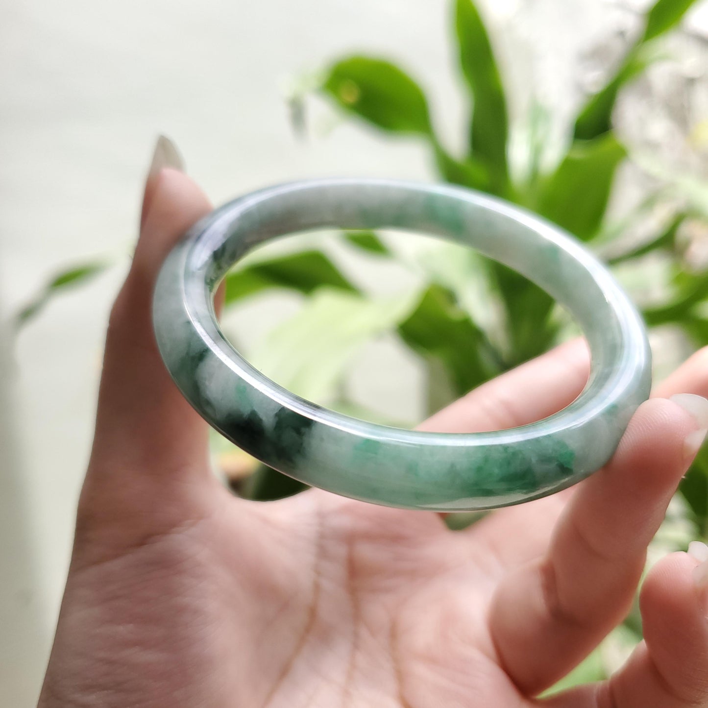 High Quality 48–72mm Jadeite Jade Green White Black YingMart Bangle Gift for Her Mom Sister Mens Grandma Feng Shui Personalized