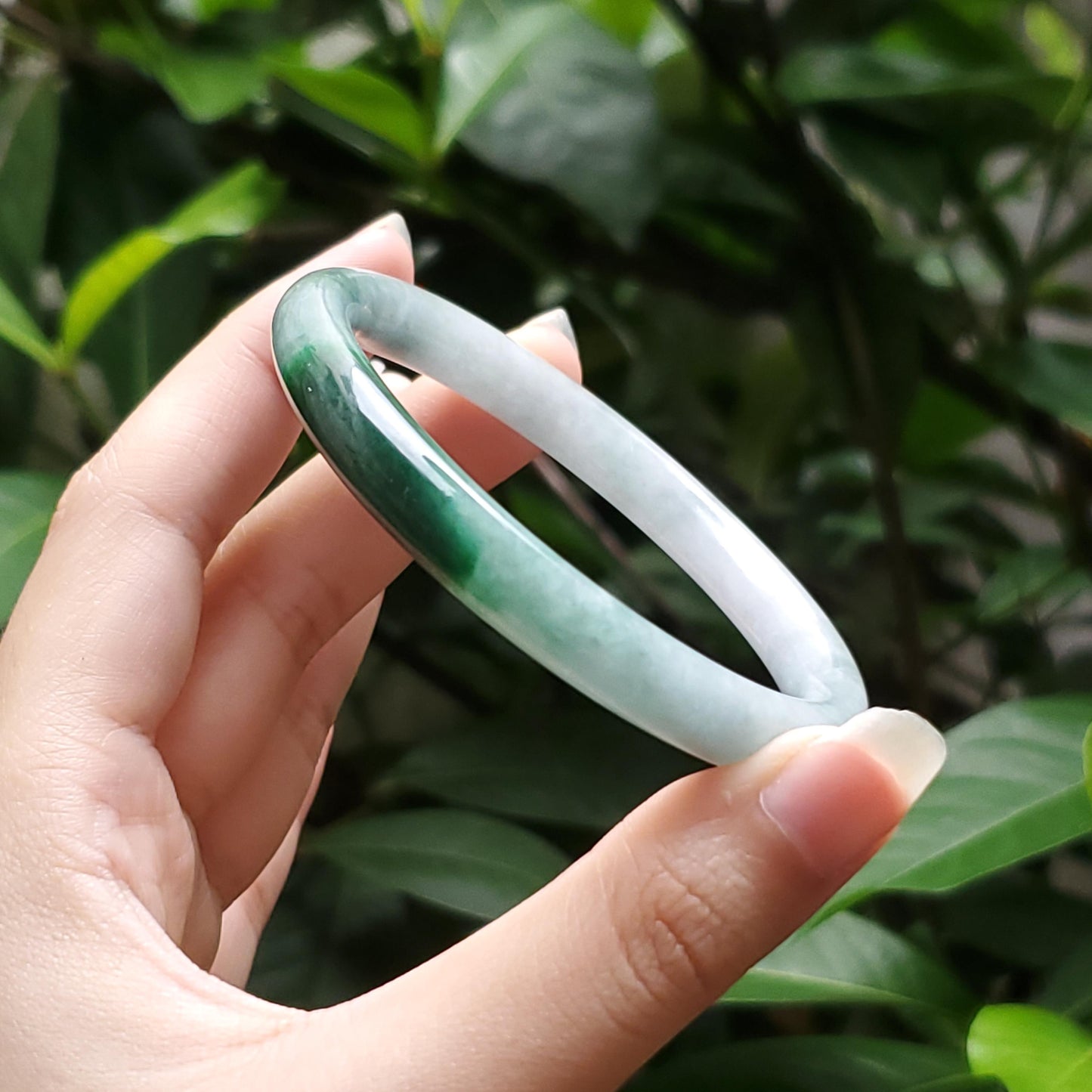 High Quality 48–72mm Natural-Colour Jade White Green to Dark Green Bangle Bracelets Gift for Her Mom Grandma Feng Shui Personalized