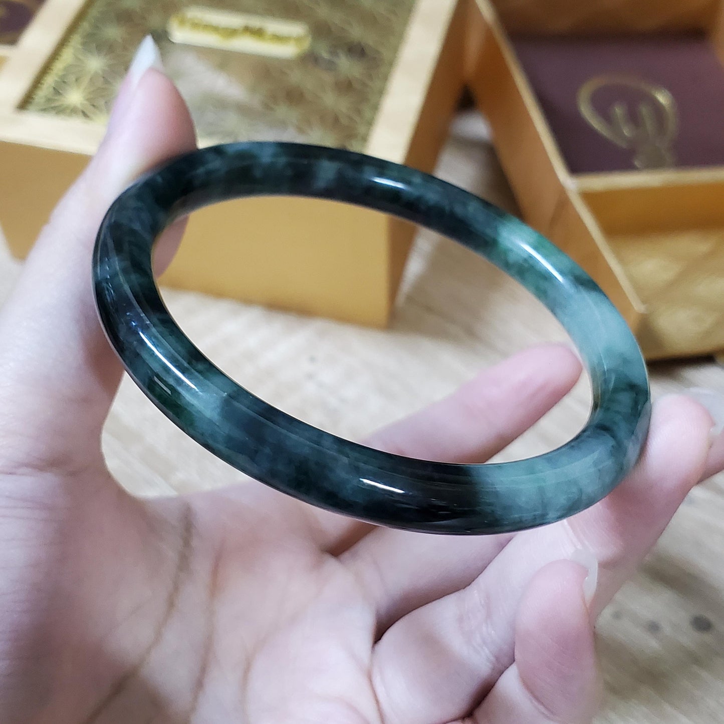 High Quality 48–72mm Natural-Colour Jade White to Dark Green Black Bangle Gift for Her Mom Grandma Feng Shui Personalized Jewelry