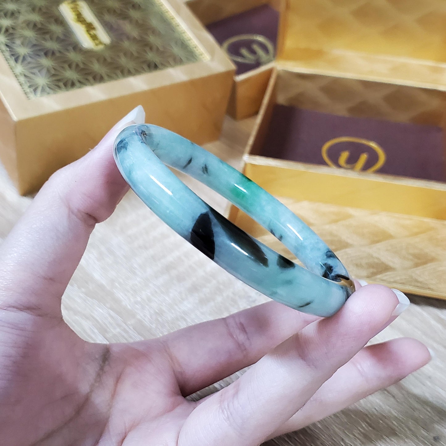 High Quality 48–72mm Natural-Colour Jade White Floating Green Black Veins Bangle Gift for Her Mom Grandma Feng Shui Personalized Jewelry