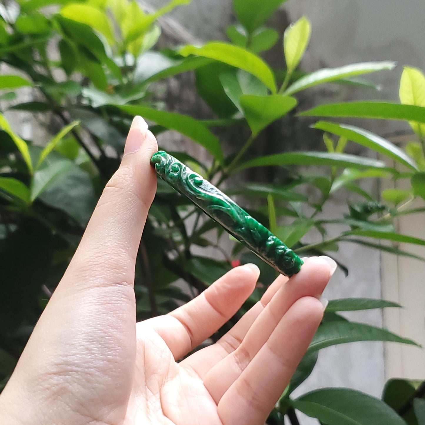 High Quality 52–54mm Jadeite Jade Green Bangle Gift for Her Grandma Mother Sister Mens Feng Shui Personalized