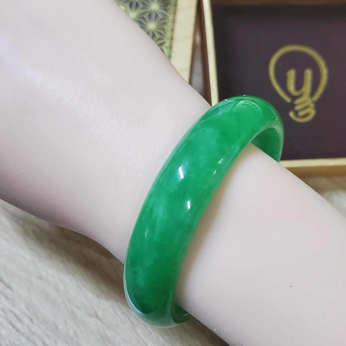 High Quality 48–72mm Jadeite Jade Green YingMart Bangle Bracelets Gift for Her Grandmother Sister Mom Grandma Mens Feng Shui Personalized