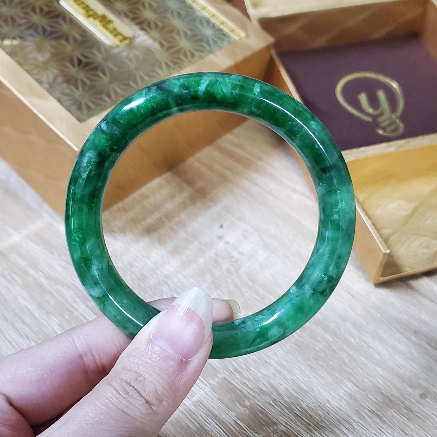 High Quality 48–72mm Jadeite Jade Green White YingMart Bangle Gift for Her Sister Grandma Mens Mom Feng Shui Personalized