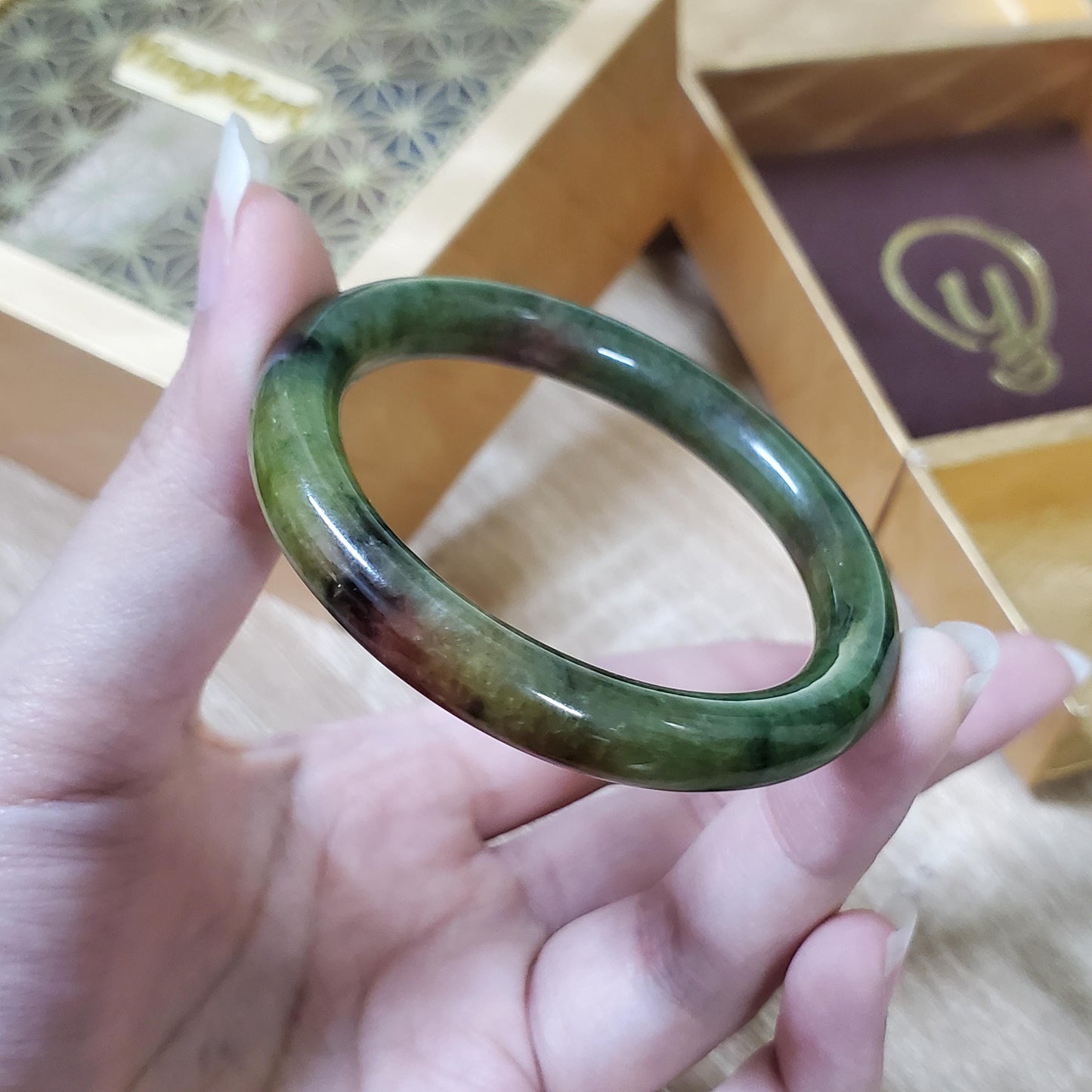 High Quality 48–72mm Jadeite Jade Green Floating Yellow Black YingMart Bangle Gift for Her Grandma Mom Sister Mens Feng Shui Personalized