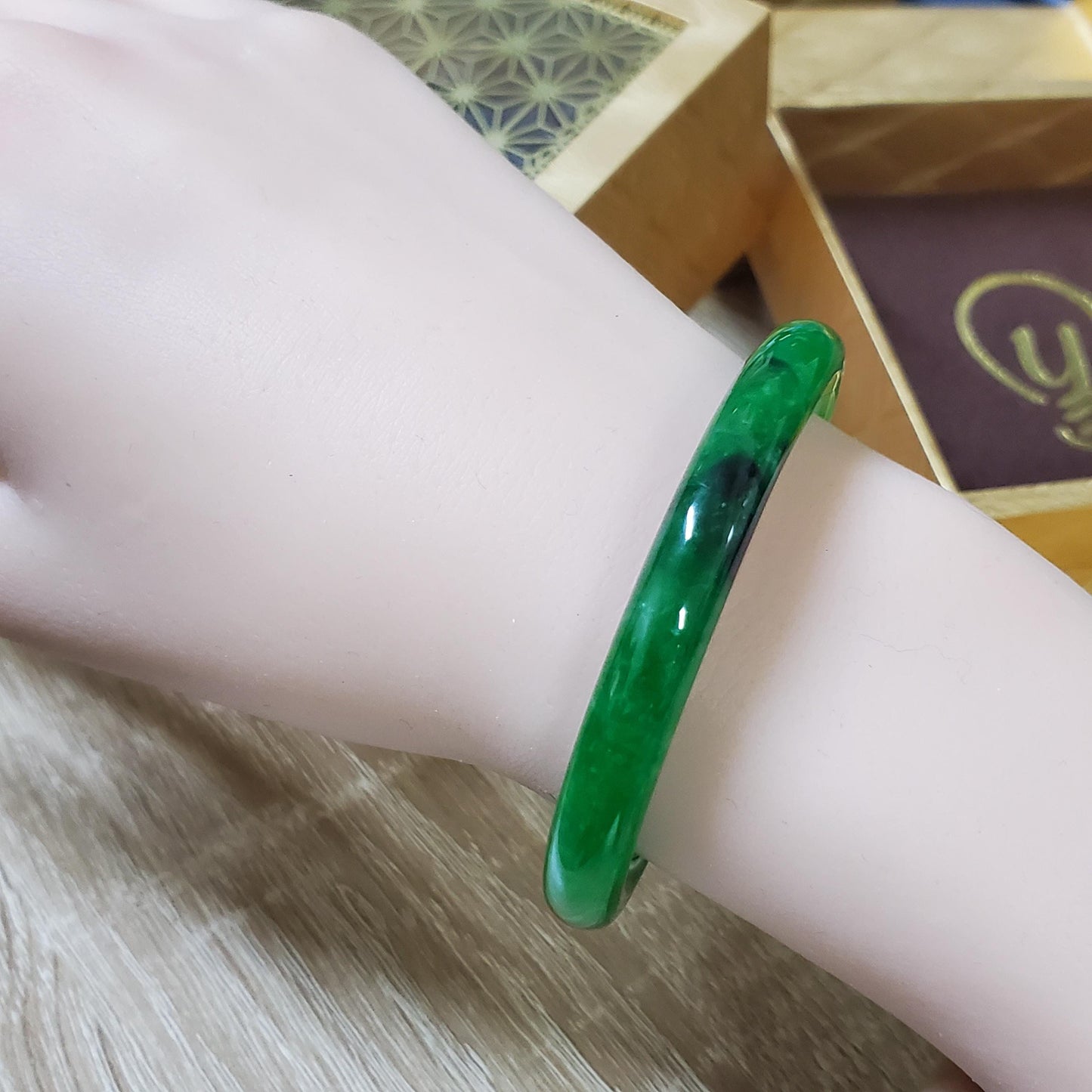 High Quality 48–72mm Jadeite Jade Green Black Spot YingMart Bangle Bracelets Gift for Her Mom Feng Shui Grandma Sister
