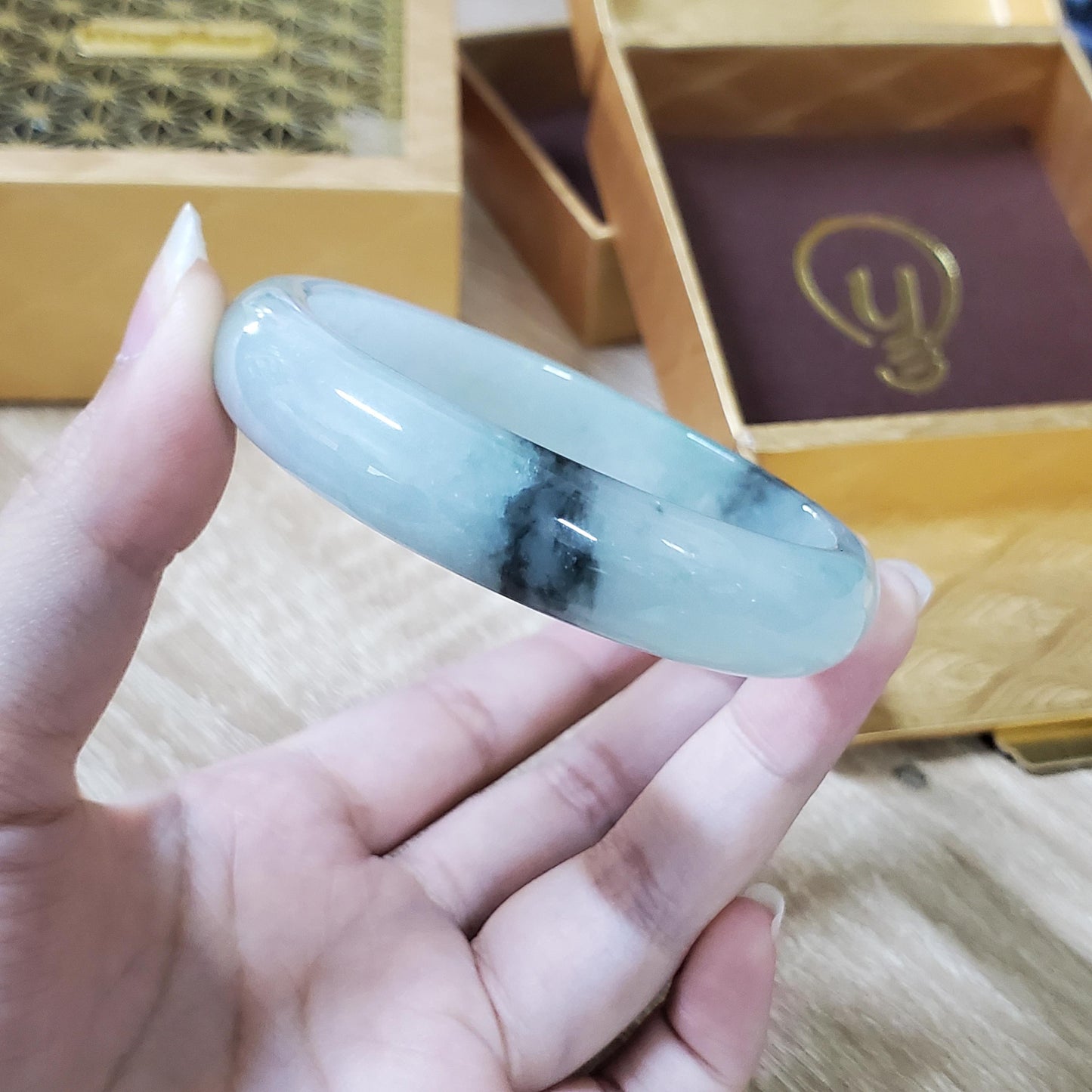 High Quality 48–72mm Natural-Colour Jade White to Light Green YingMart Bangle Gift for Mom Grandma Sister Mens Feng Shui Personalized