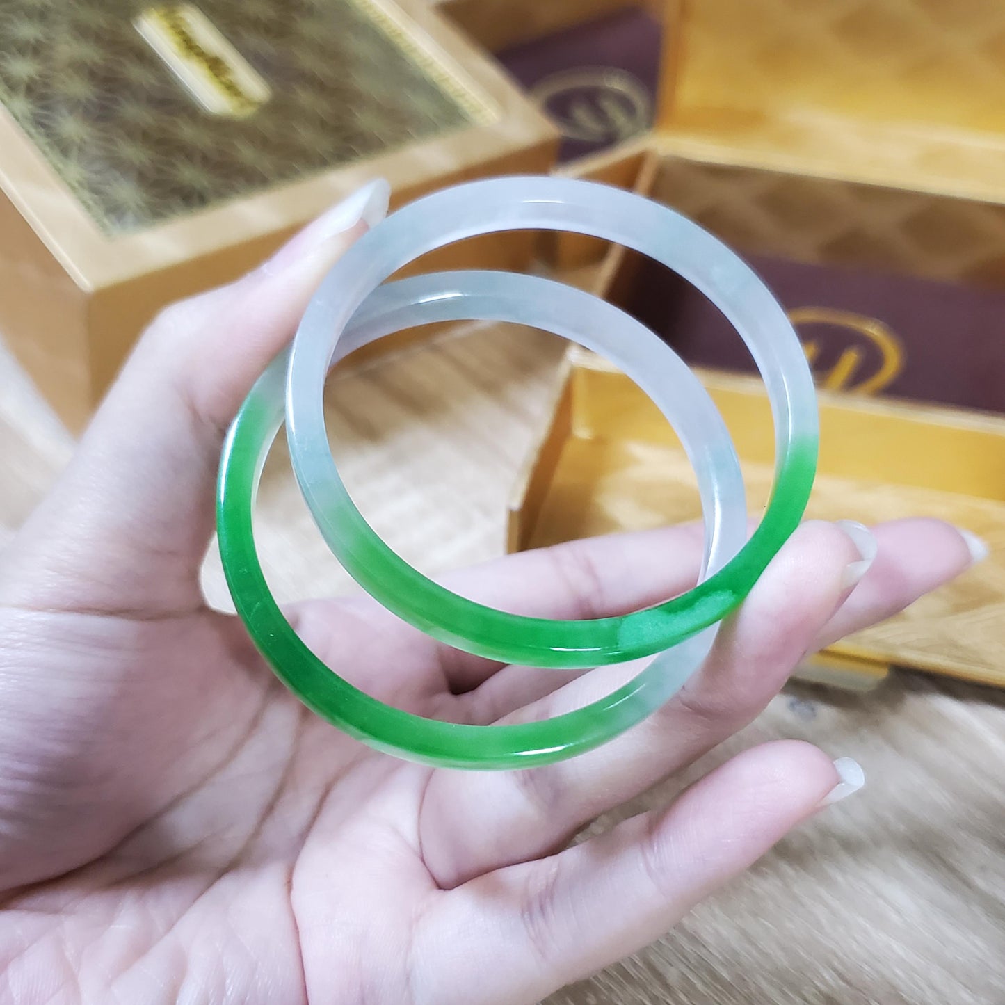 YingMart 48–72mm Jadeite Jade White Green Bangle Bracelets Gift for Her Grandma Mother Mens Personalized Feng Shui Jewelry