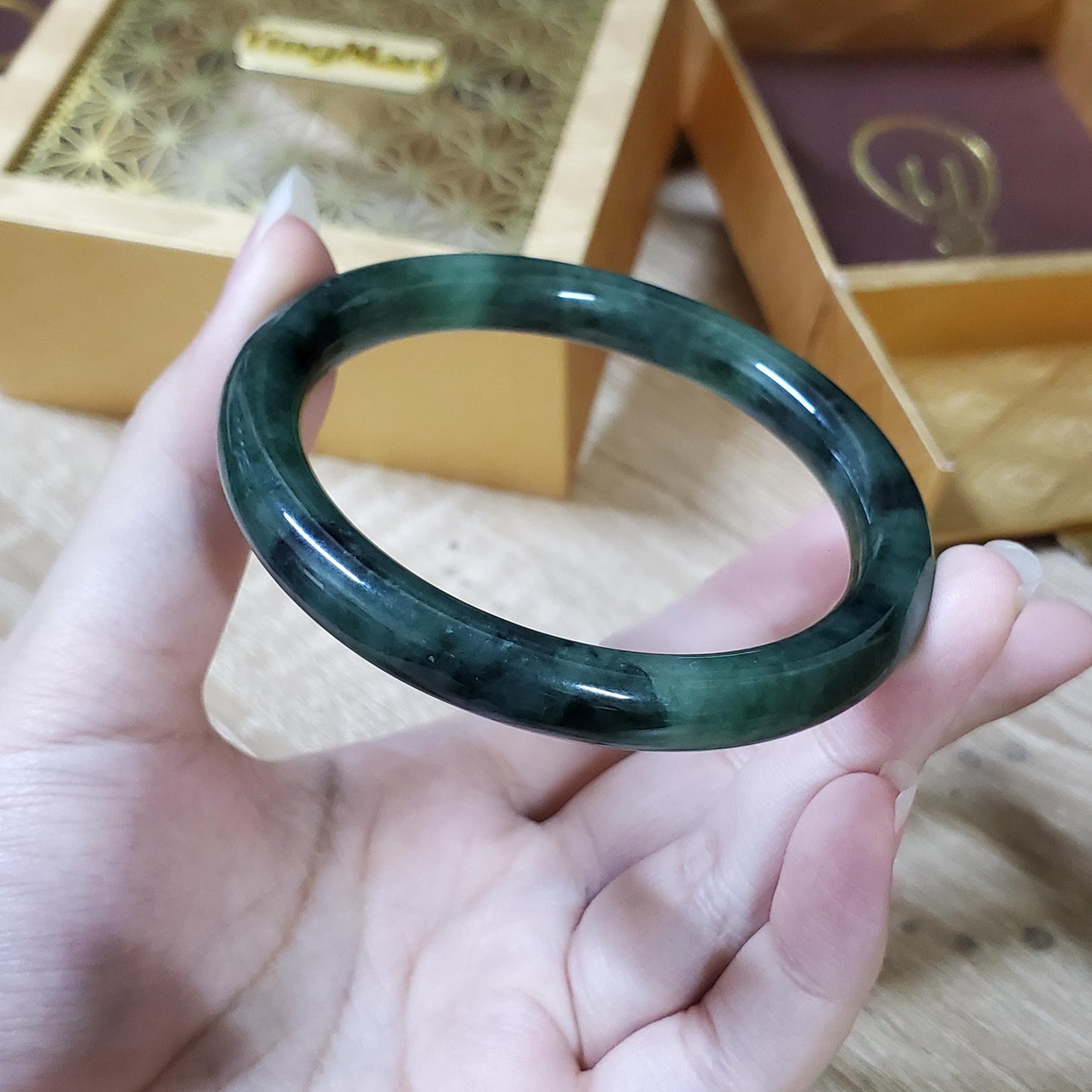 High Quality 48–60mm Jadeite Jade Round Green Olive Black YingMart Bangle Gift for Her Mother Mens Sister Feng Shui