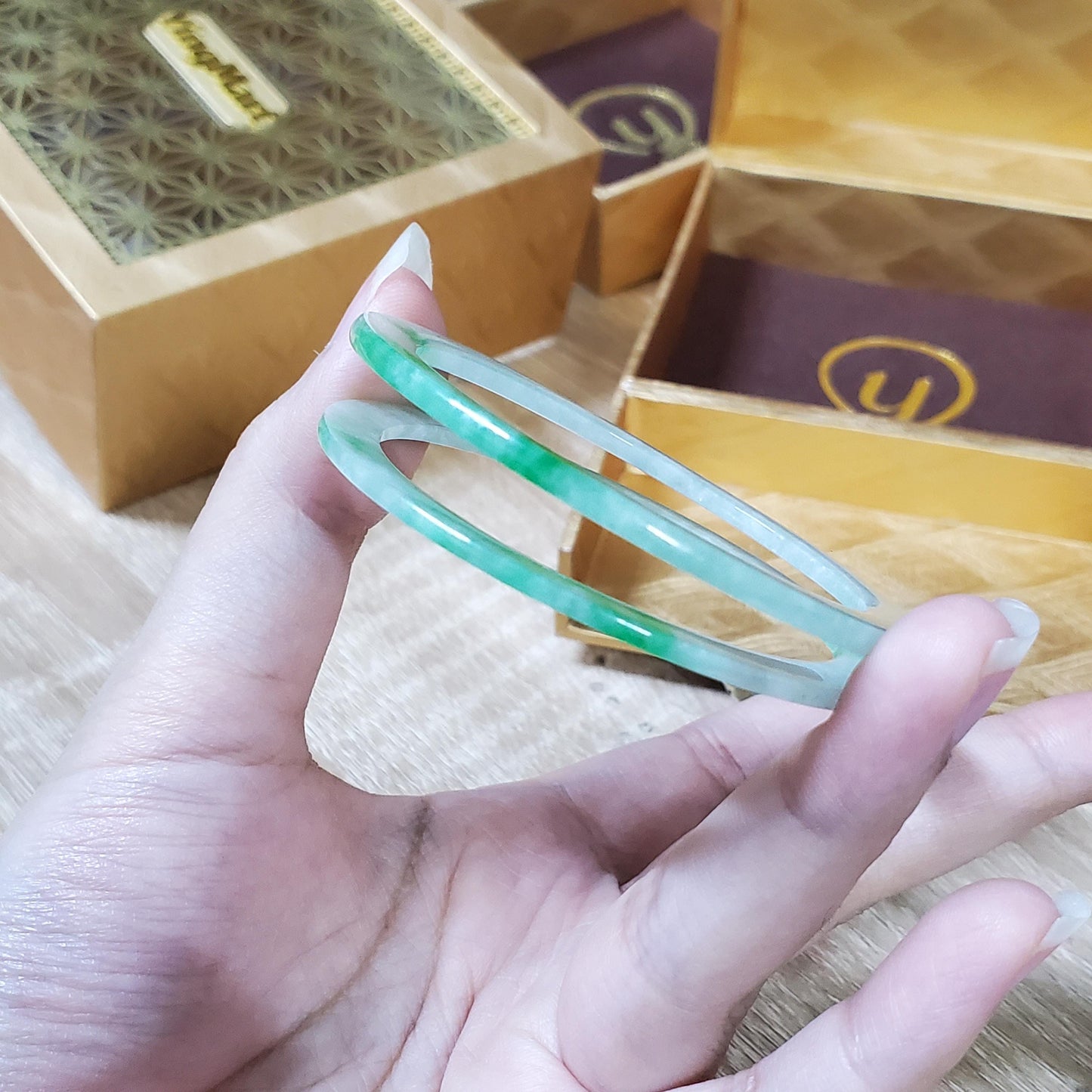 High Quality 48–72mm Natural-Colour Jade Cert No. B White Green YingMart Jadeite Bangle Burmese Gift for Her Sister Mother Grandma