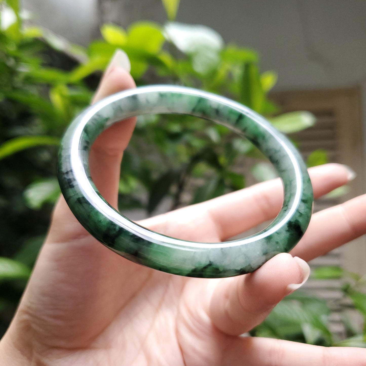 High Quality 48–72mm Jadeite Jade White to Green Black Veins YingMart Bangle Gift for Her Grandmother Sister Mom Mens Feng Shui