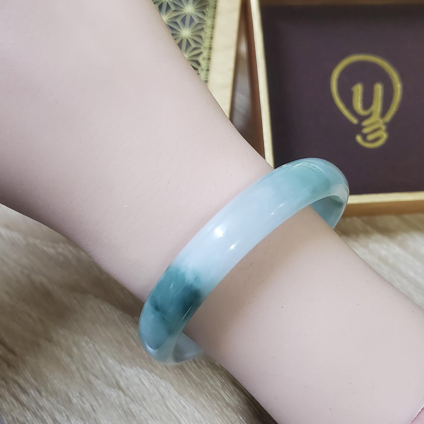 YingMart 48–72mm Jadeite Jade White Green Black Veins Bangle Gift for Her Mom Sister Grandma Personalized Bracelets