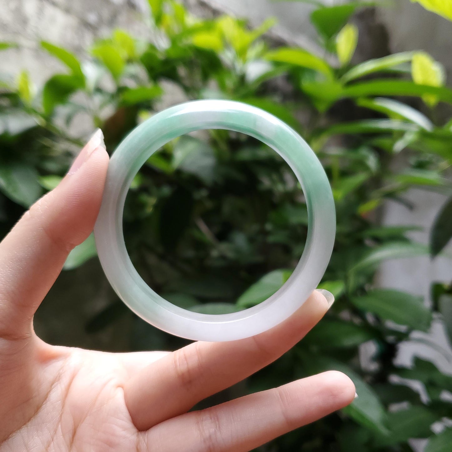 High Quality 48–72mm Jadeite Jade White Green YingMart Bangle Gift for Her Sister Mom Mens Grandma Feng Shui Personalized