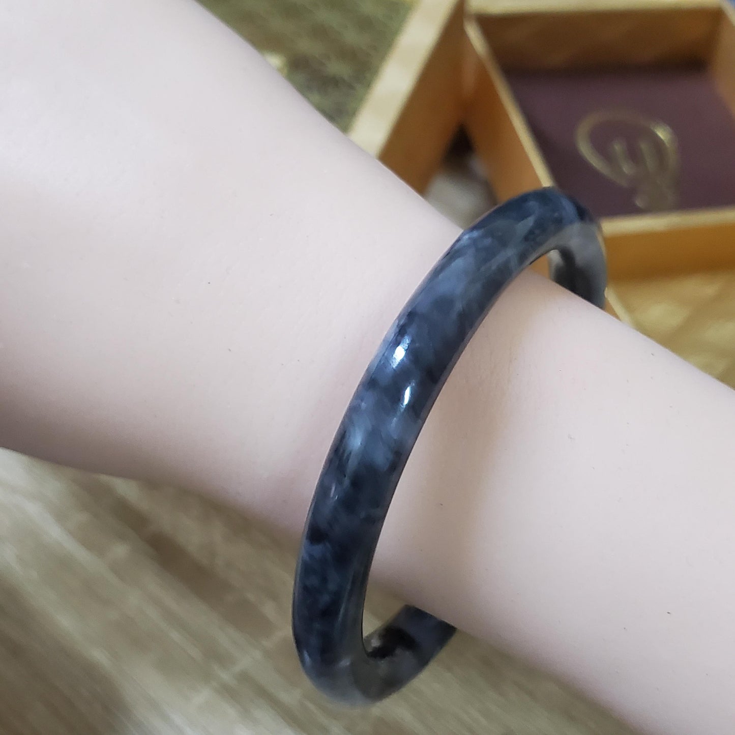 High Quality 48–72mm Jadeite Jade Grey White Black Bangle Gift for Her Grandma Mother Mens Sister Feng Shui Personalized