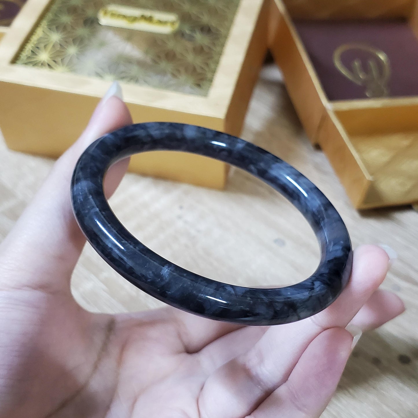 High Quality 48–72mm Jadeite Jade Grey White Black Bangle Gift for Her Grandma Mother Mens Sister Feng Shui Personalized