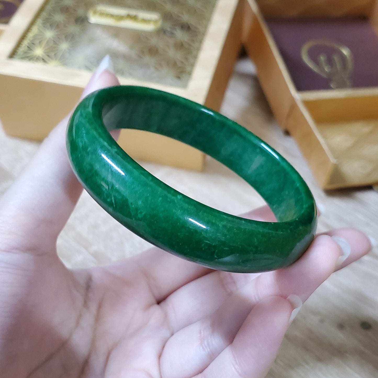 High Quality 48–72mm Jadeite Jade Green YingMart Gift for Her Grandmother Sister Mother Mens Feng Shui Personalized Bangle Bracelets