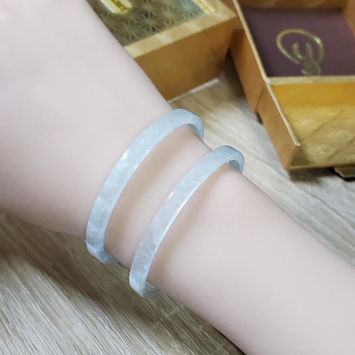 High Quality 48–72mm Natural-Colour Jade White Bangle Gift for Her Mom Grandma Feng Shui Personalized Bracelets Jewelry