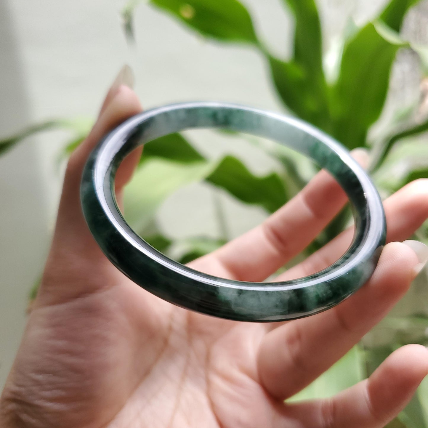 High Quality 48–72mm Natural-Colour Jade White to Dark Green Black Bangle Gift for Her Mom Grandma Feng Shui Personalized Jewelry