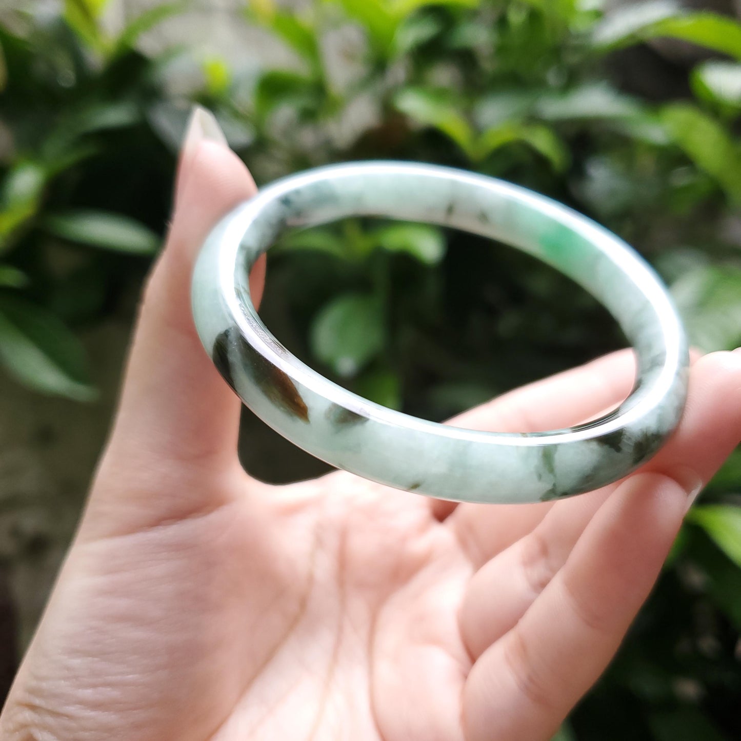 High Quality 48–72mm Natural-Colour Jade White Floating Green Black Veins Bangle Gift for Her Mom Grandma Feng Shui Personalized Jewelry