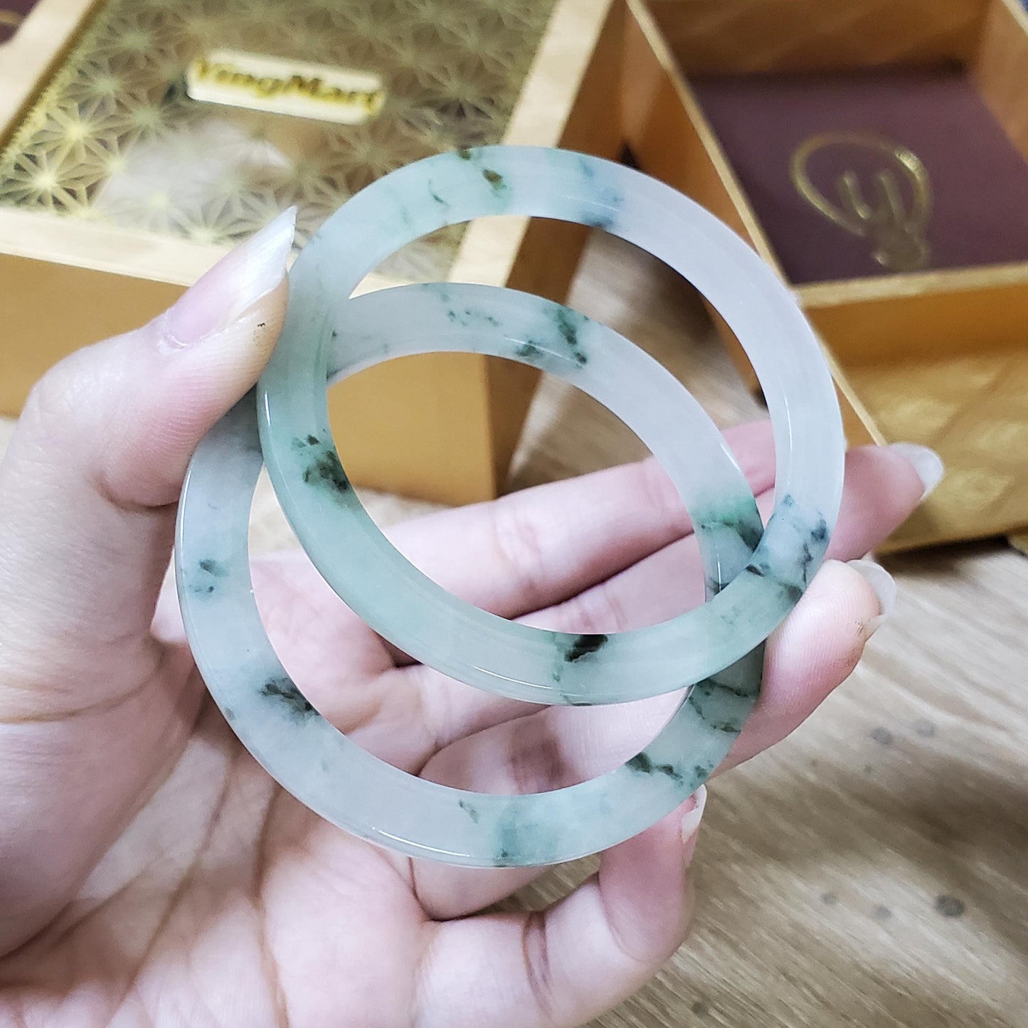 High Quality 48–72mm Natural-Colour Jade White Floating Green Black YingMart Bangle Jadeite Gift for Her Mom Mens Grandma Feng Shui