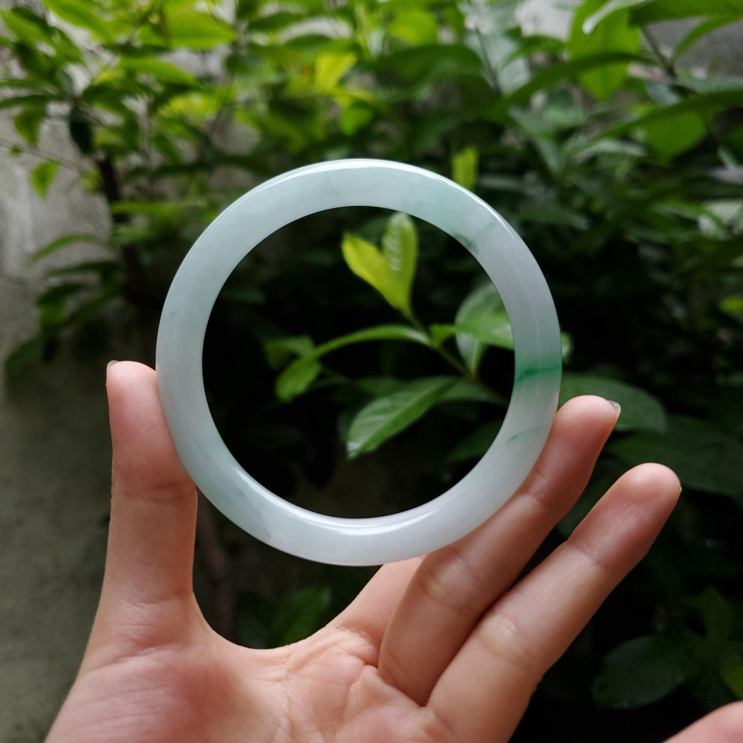High Quality 48–72mm Natural-Colour Jade White Green Floating Veins YingMart Bangle Bracelets Gift for Her Grandmother Sister Mens