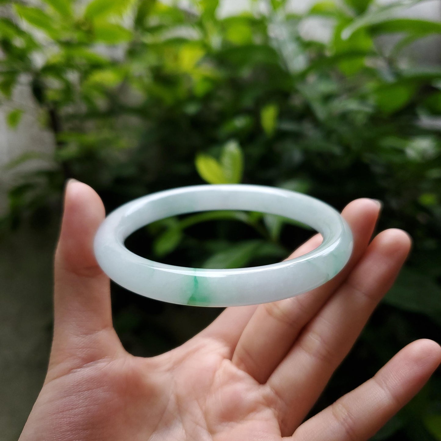 High Quality 48–72mm Natural-Colour Jade White Green Floating Veins YingMart Bangle Bracelets Gift for Her Grandmother Sister Mens