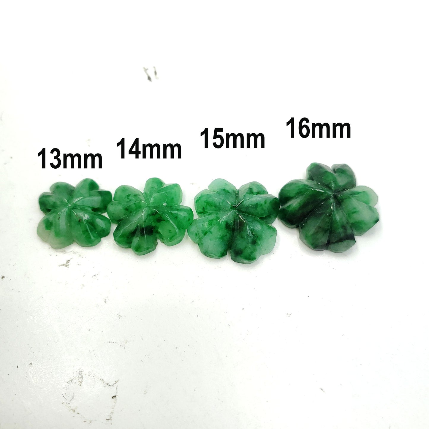 Yingmart Pairs of Green natural Jade stone Charm carved FOUR-LEAF CLOVER Pendant Necklace, Earring Good Luck Pendant, Protection
