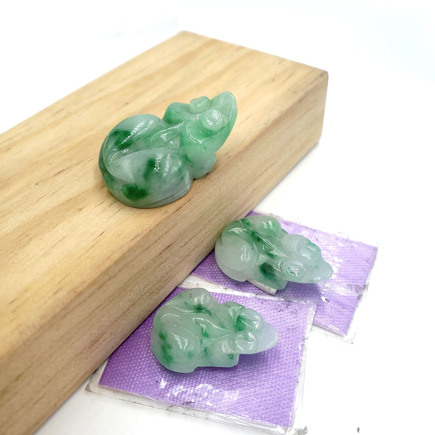 Yingmart Green Natural Jade Stone Carved Statue of Frog Jadeite, Decoration, Good Luck
