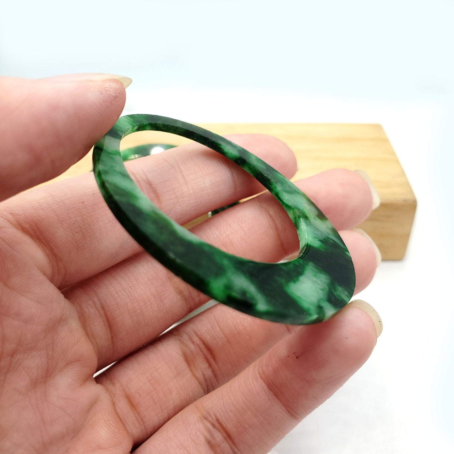 Yingmart Pairs of Green natural jade charm Caved Circle, necklace, Earrings, Pendant, decoration, Lucky pendant