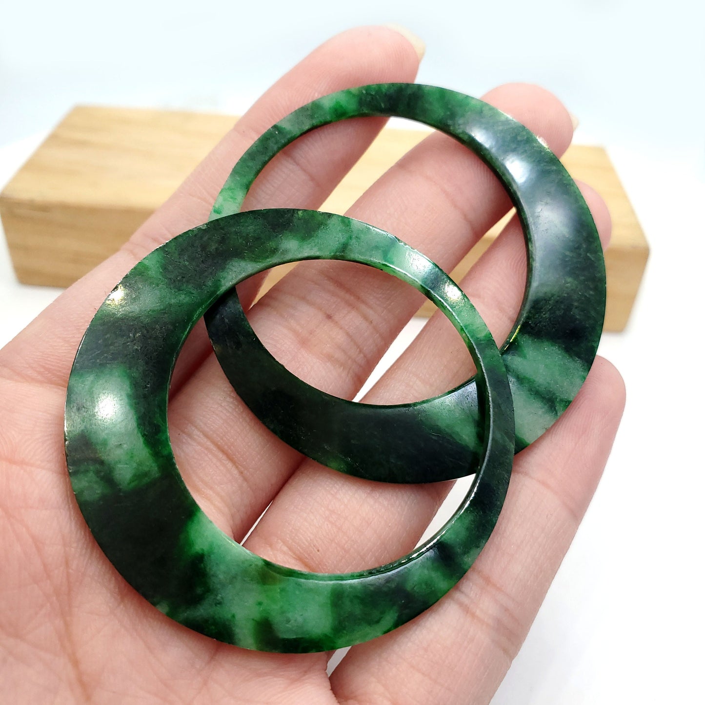 Yingmart Pairs of Green natural jade charm Caved Circle, necklace, Earrings, Pendant, decoration, Lucky pendant
