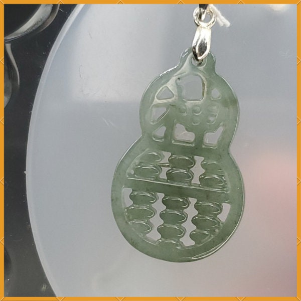 Yingmart Light Blue Hulu  Genuine Jadeite Jade Grade A Hand Craving Pedant with Hook setting