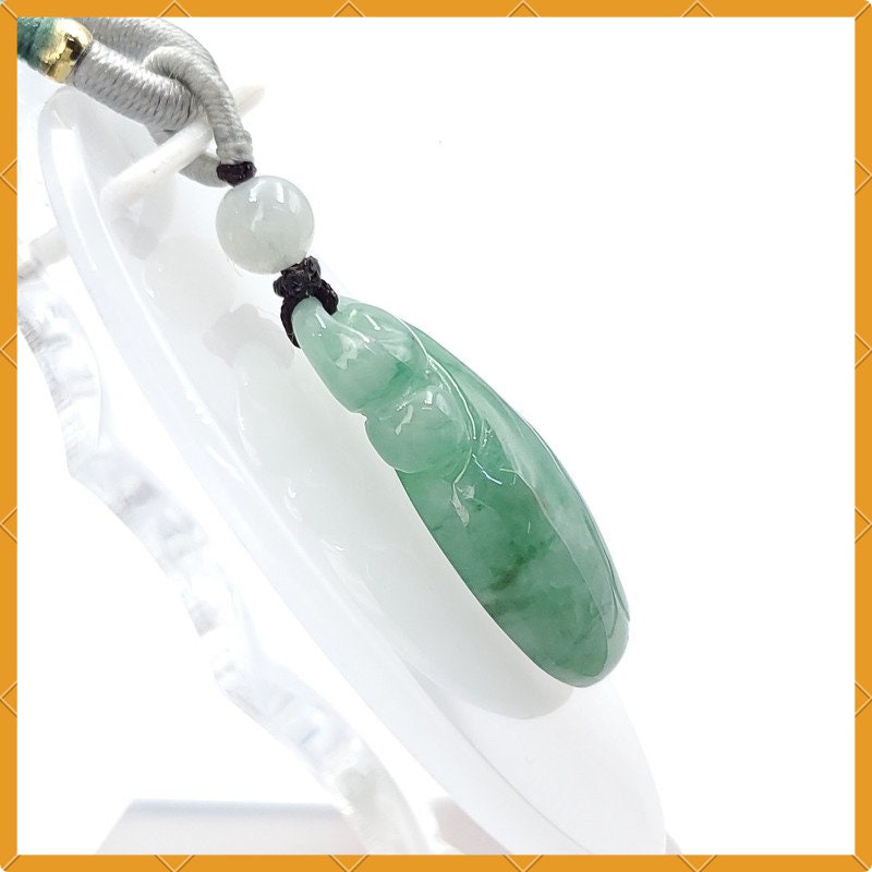 Yingmart 100% Natural Jade Pendant Genuine Jadeite Real Jade Type A Grade A Hand Carved