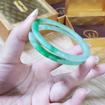 High Quality 48-72mm Natural-Colour Jadeite Bangle, Light To Medium Green, Burmese Jade, Personalized Jewelry, Gift for Mom, Sister, Mens