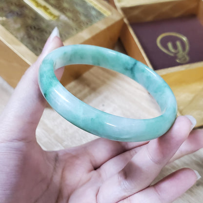 High Quality 48–72mm Jadeite Jade White to Green YingMart Bangle Gift for Her Mom Sister Grandma Mens Feng Shui Personalized