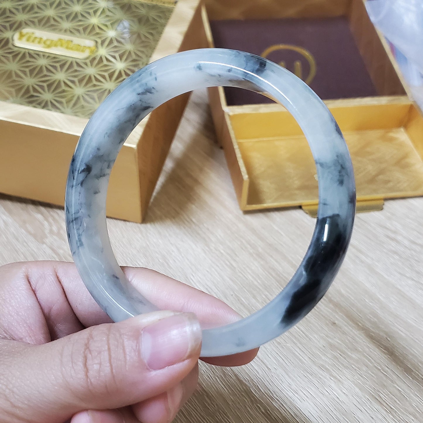 High Quality 48–72mm Jadeite Jade White Floating Black Veins YingMart Bangle Gift for Her Grandma Sister Mom Mens Feng Shui