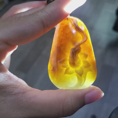 Yingmart Lotus Flower Jade Pendant  100% Genuine Jadeite Real Jade Type A Grade A Hand Carved